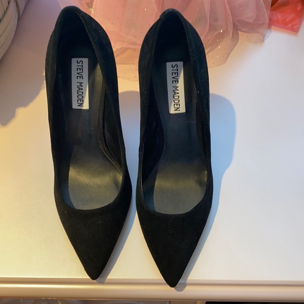 Steve Madden suede black heels